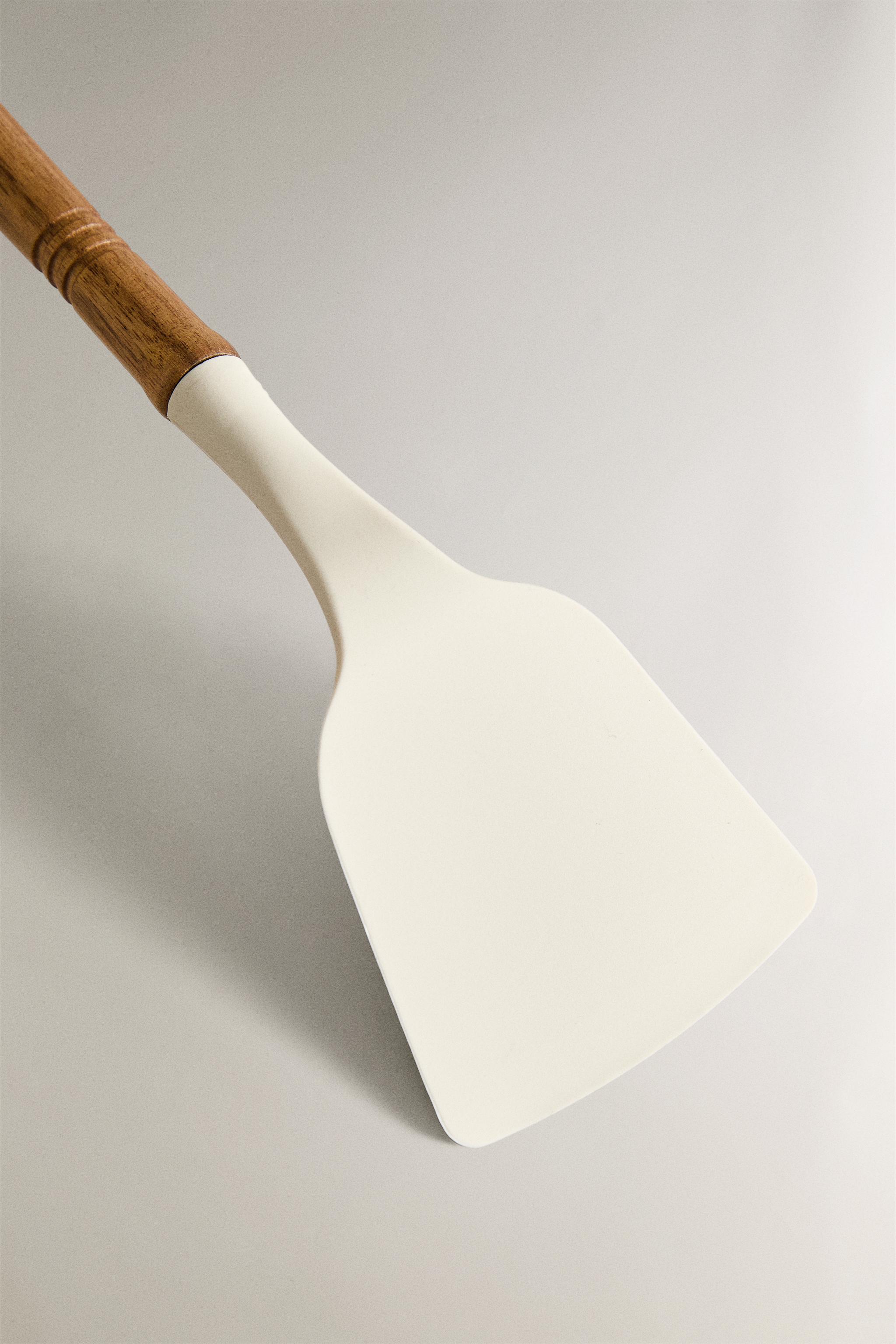 SILICONE SPATULA